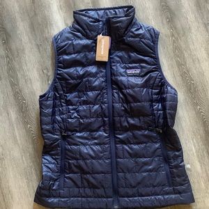 Patagonia Women's Nano Puff Vest - Classic Navy size S